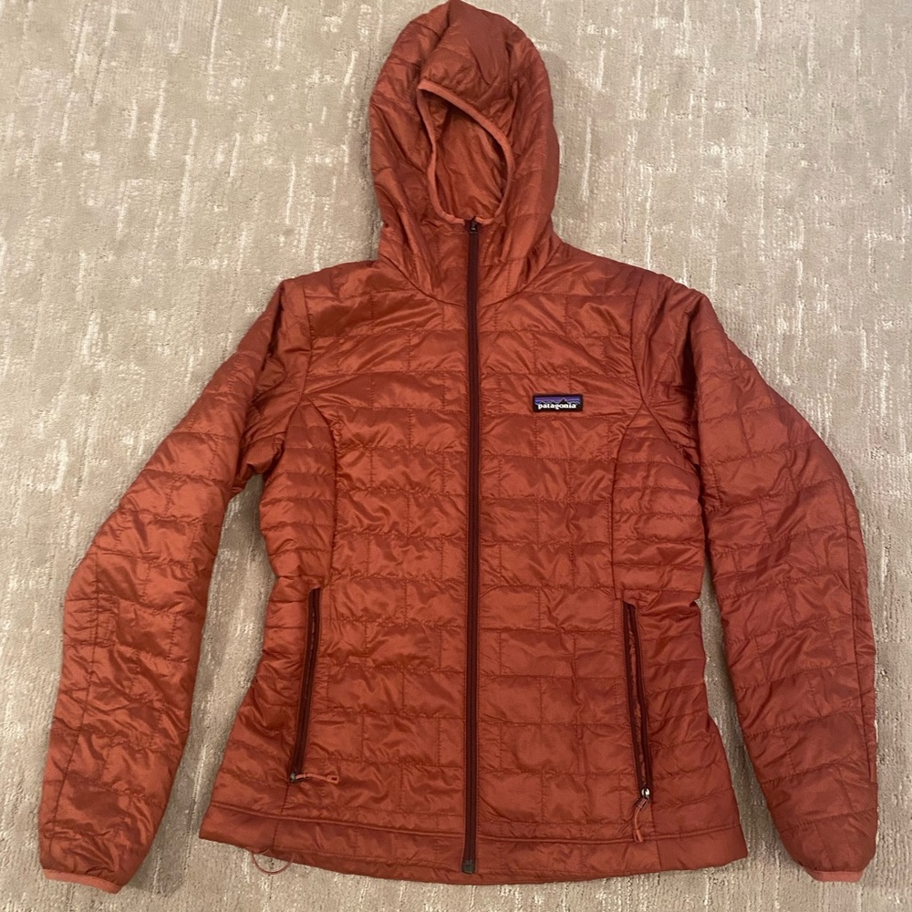 Patagonia Women’s Small Nano Puff Hoody Jacket